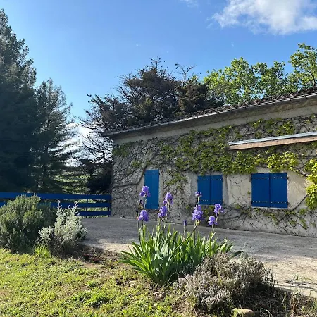 Aux Volets Bleus - Proche De Carcassonne Сasa de vacaciones